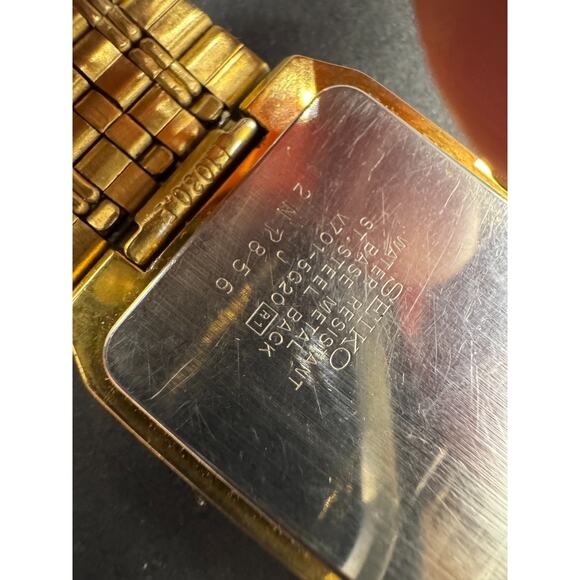Vintage Seiko SX Tank Quartz Watch Unisex Gold Tone Black Dial V701-5G20 main image 9